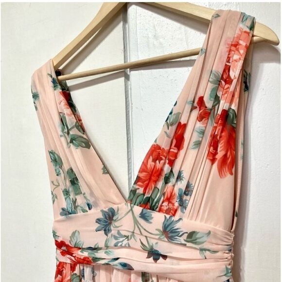 Lulus Garden Meandering Blush Floral Print
Maxi Dress - Picture 9 of 15